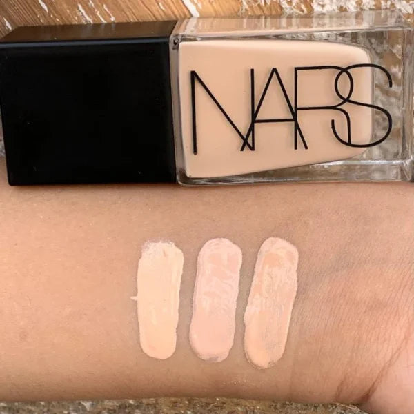 Nars All Day Luminous Weightless Foundation – Shade Light 3 Gobi